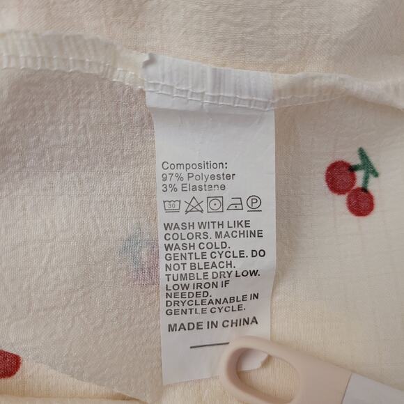 Cherry Button Up Short Sleeve Top Light Yellow/White Sparkly Buttons Size SM - Picture 5 of 6